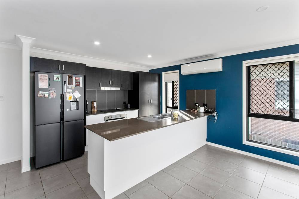 3 Steel Street, NIKENBAH, QLD 4655