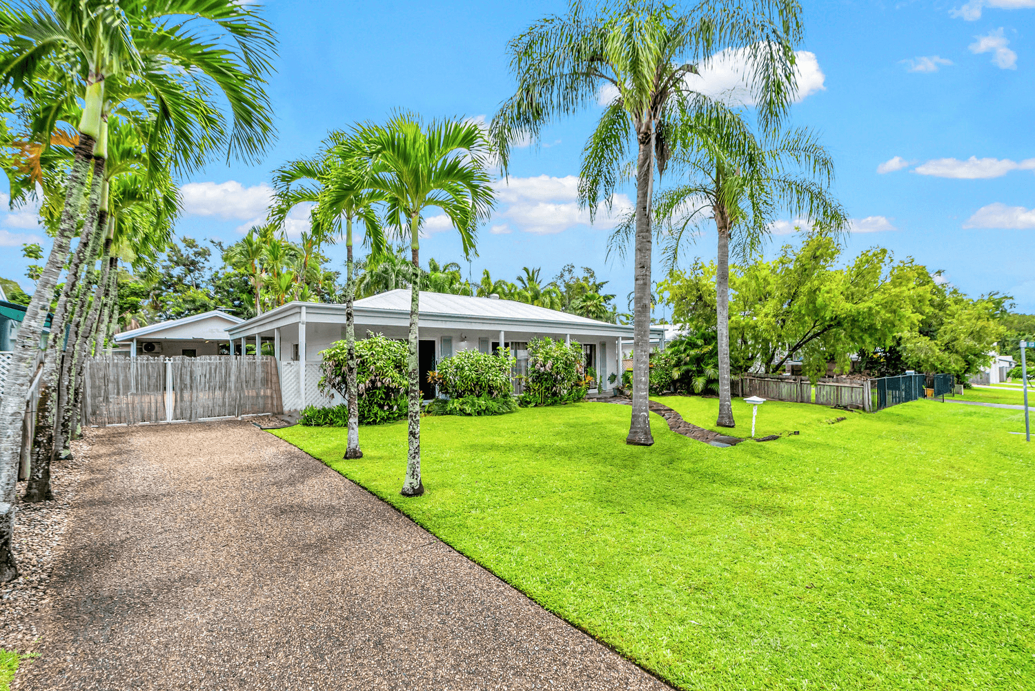 16 Bondi Crescent, Kewarra Beach, QLD 4879