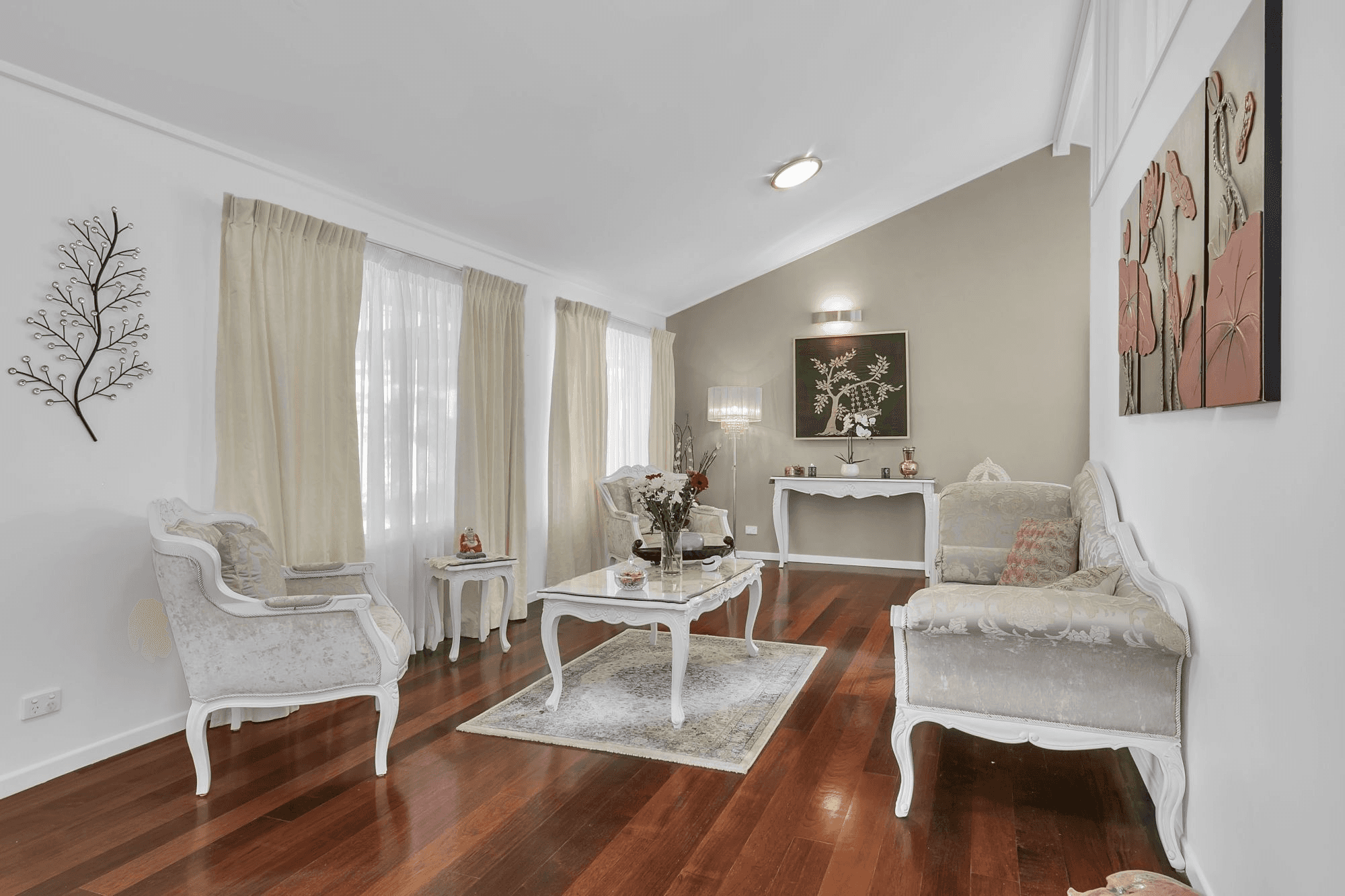 97 Yallambee Road, JINDALEE, QLD 4074