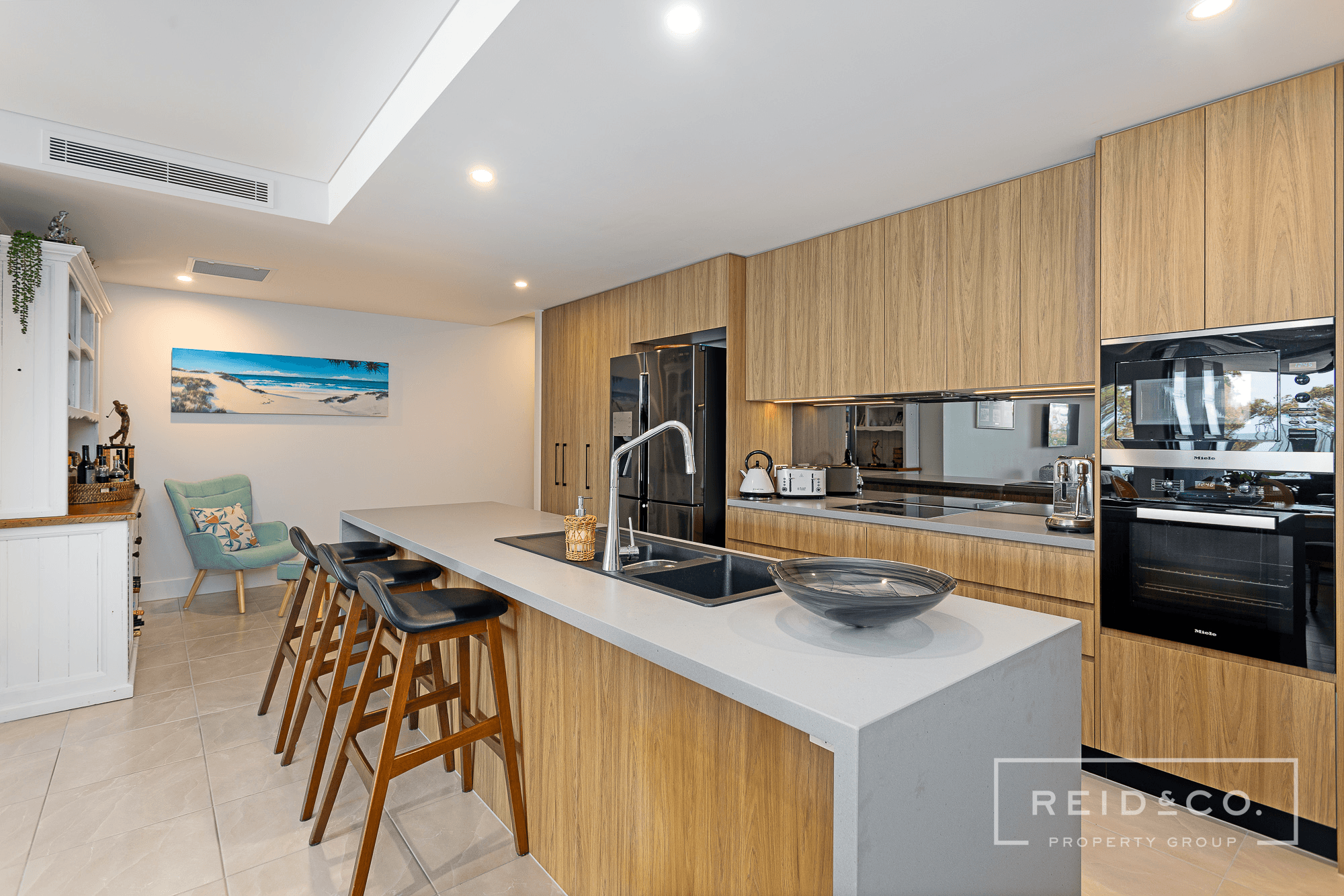 207/137 Landsborough Avenue, SCARBOROUGH, QLD 4020