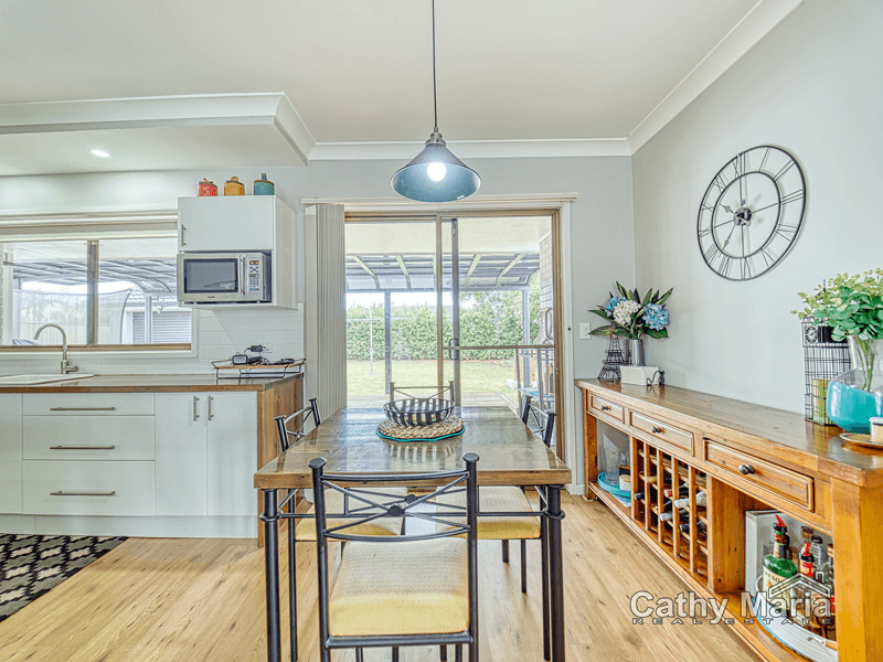 7 Ravenswood Street, MANNERING PARK, NSW 2259