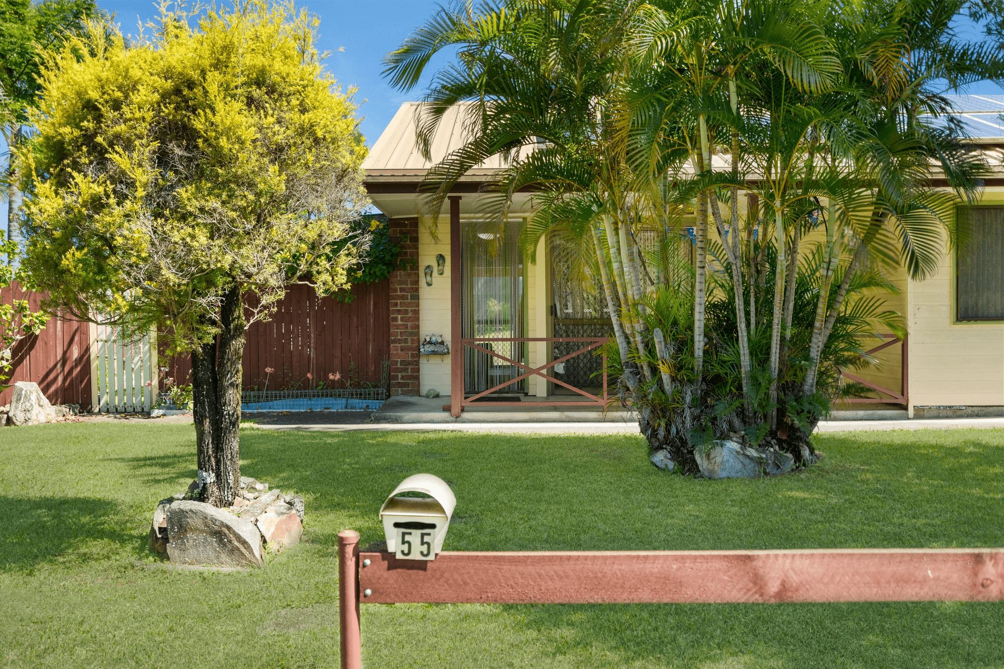55 Barrine Drive, WORONGARY, QLD 4213