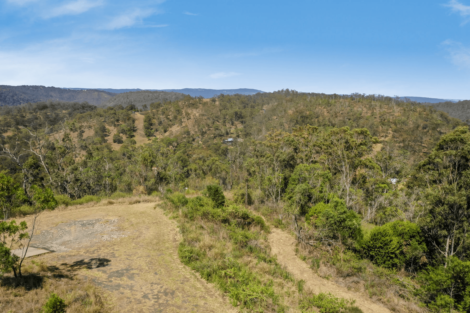 1 Vayro Road, BLUE MOUNTAIN HEIGHTS, QLD 4350