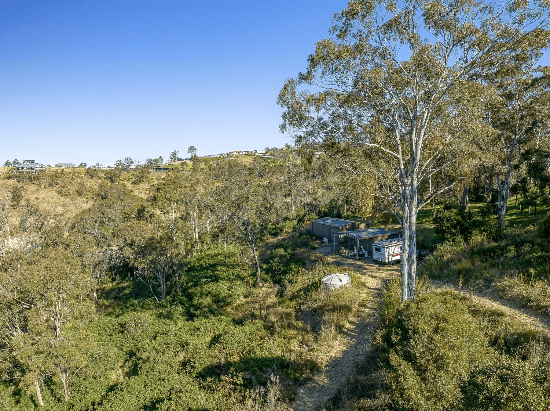 1 Vayro Road, BLUE MOUNTAIN HEIGHTS, QLD 4350