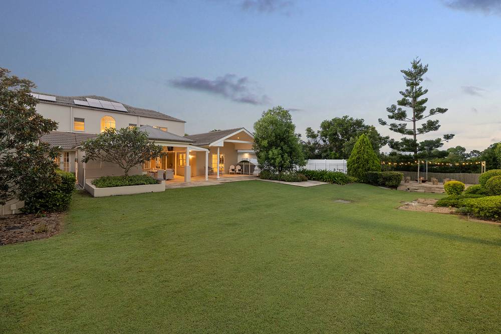 49 Priestley Road, BRIDGEMAN DOWNS, QLD 4035