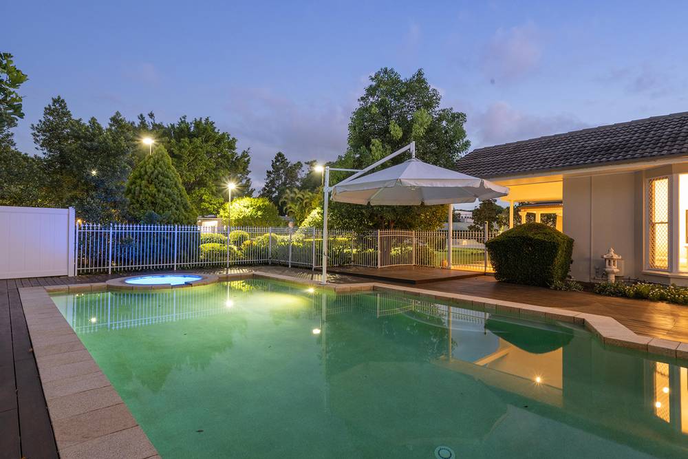 49 Priestley Road, BRIDGEMAN DOWNS, QLD 4035