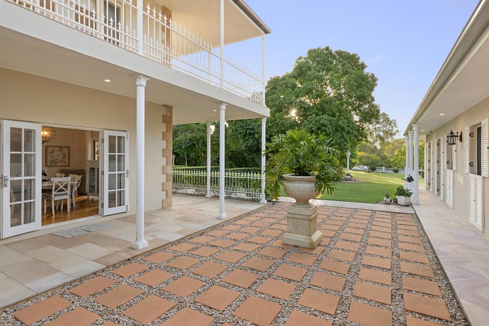 49 Priestley Road, BRIDGEMAN DOWNS, QLD 4035