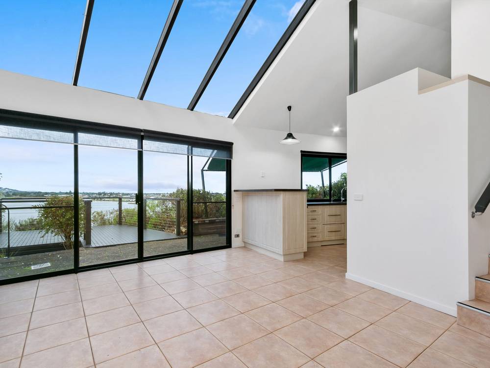 4A Wattlebird Close, LAKES ENTRANCE, VIC 3909
