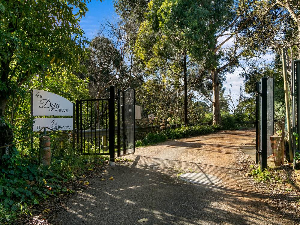 4A Wattlebird Close, LAKES ENTRANCE, VIC 3909