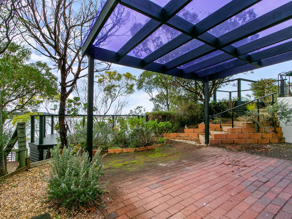 4A Wattlebird Close, LAKES ENTRANCE, VIC 3909