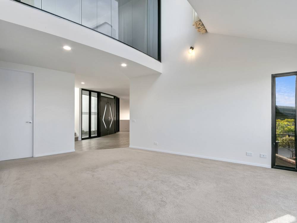 4A Wattlebird Close, LAKES ENTRANCE, VIC 3909