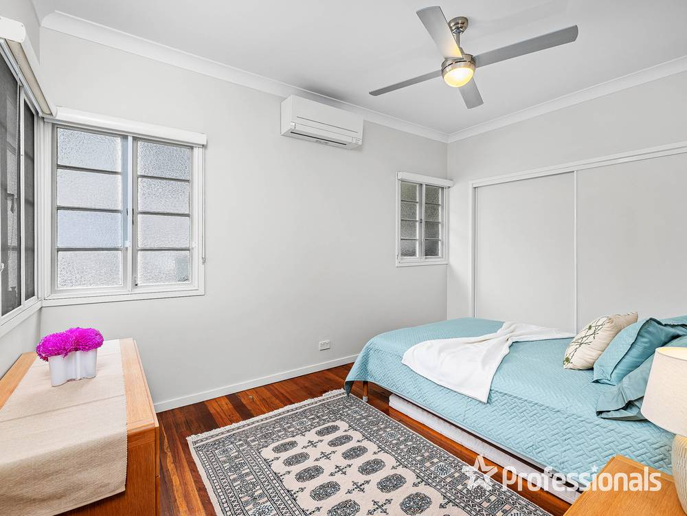 15 Wirega Street, WAVELL HEIGHTS, QLD 4012