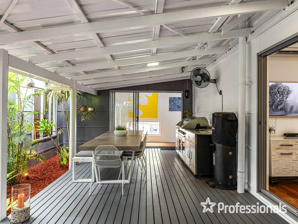 15 Wirega Street, WAVELL HEIGHTS, QLD 4012