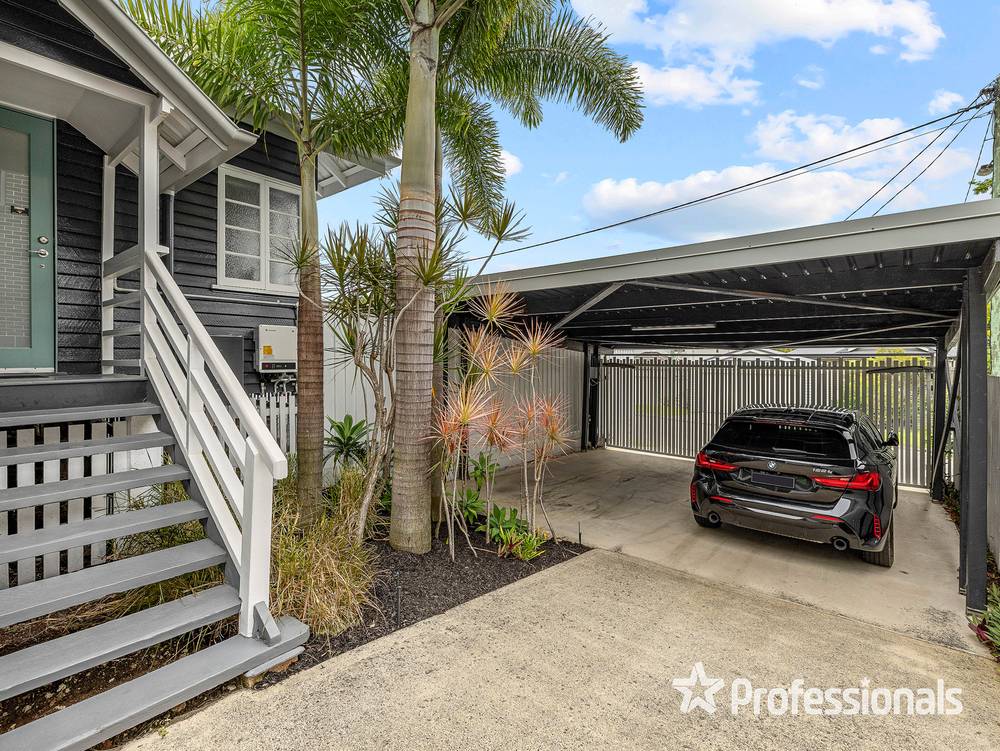 15 Wirega Street, WAVELL HEIGHTS, QLD 4012