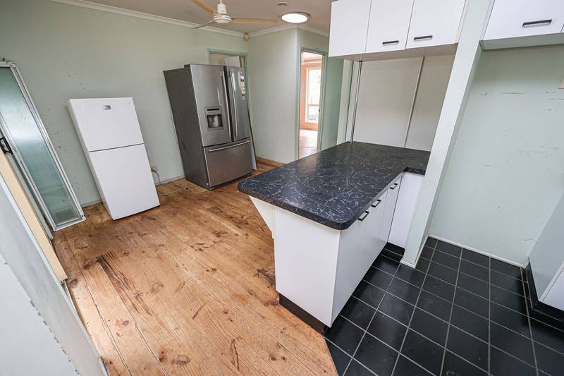 63 Thallon Road, KENSINGTON GROVE, QLD 4341