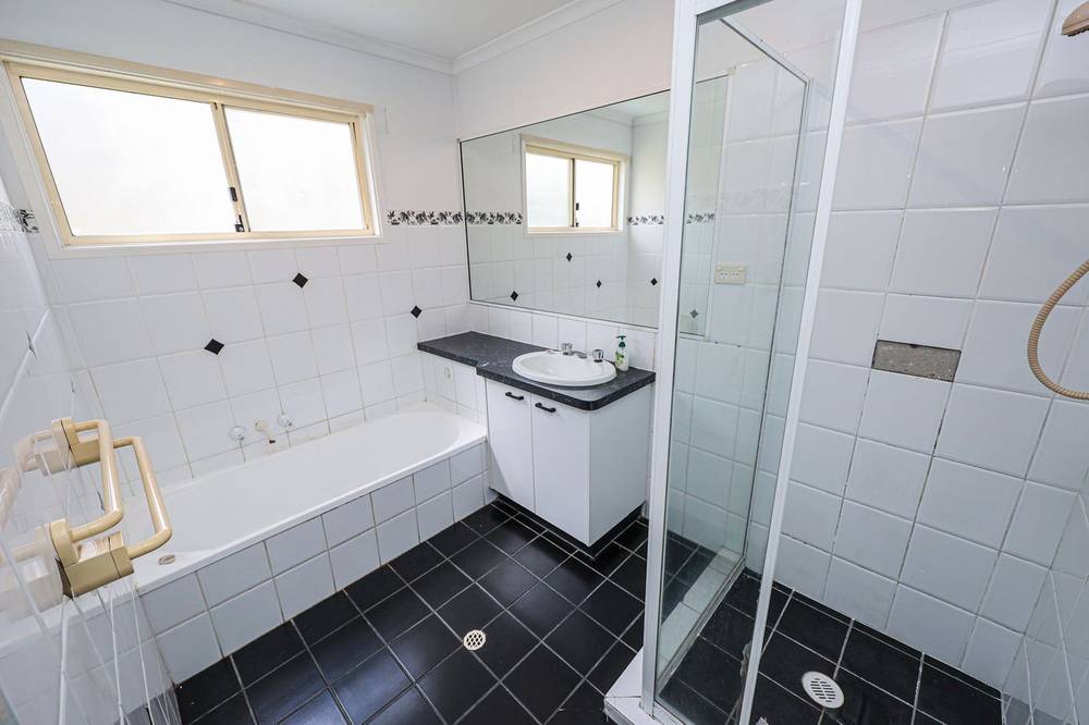 63 Thallon Road, KENSINGTON GROVE, QLD 4341