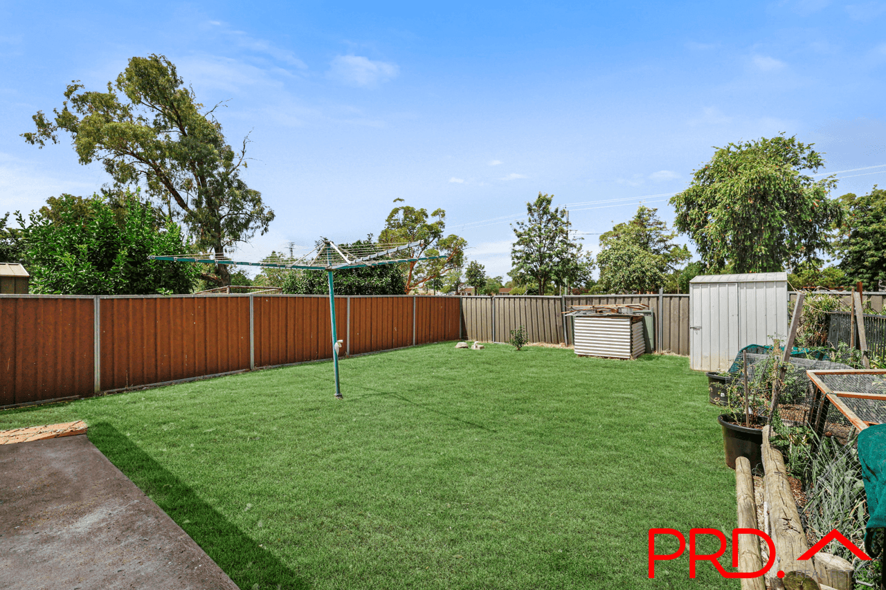 19 Lawson Place, TAMWORTH, NSW 2340