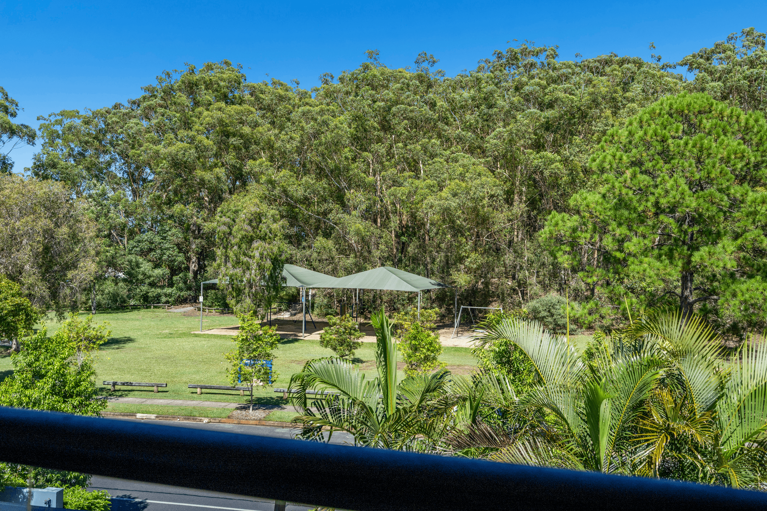 35 Anthony Drive, Miami, QLD 4220