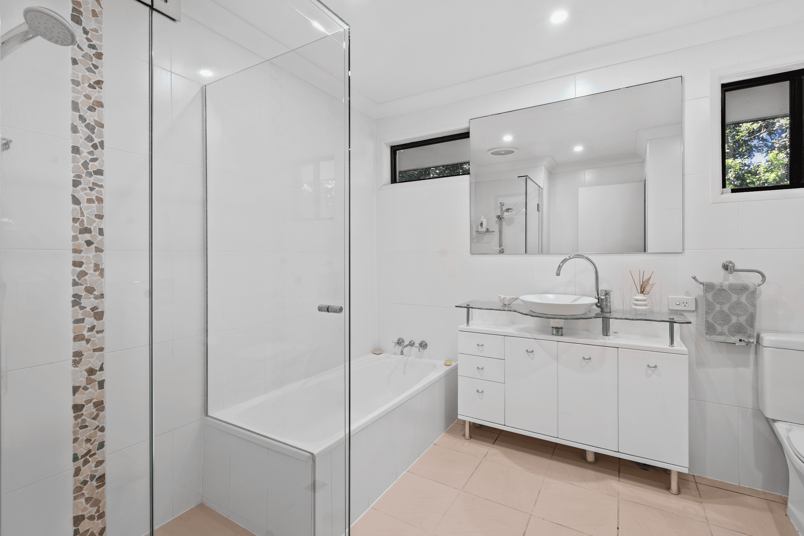 35 Anthony Drive, Miami, QLD 4220
