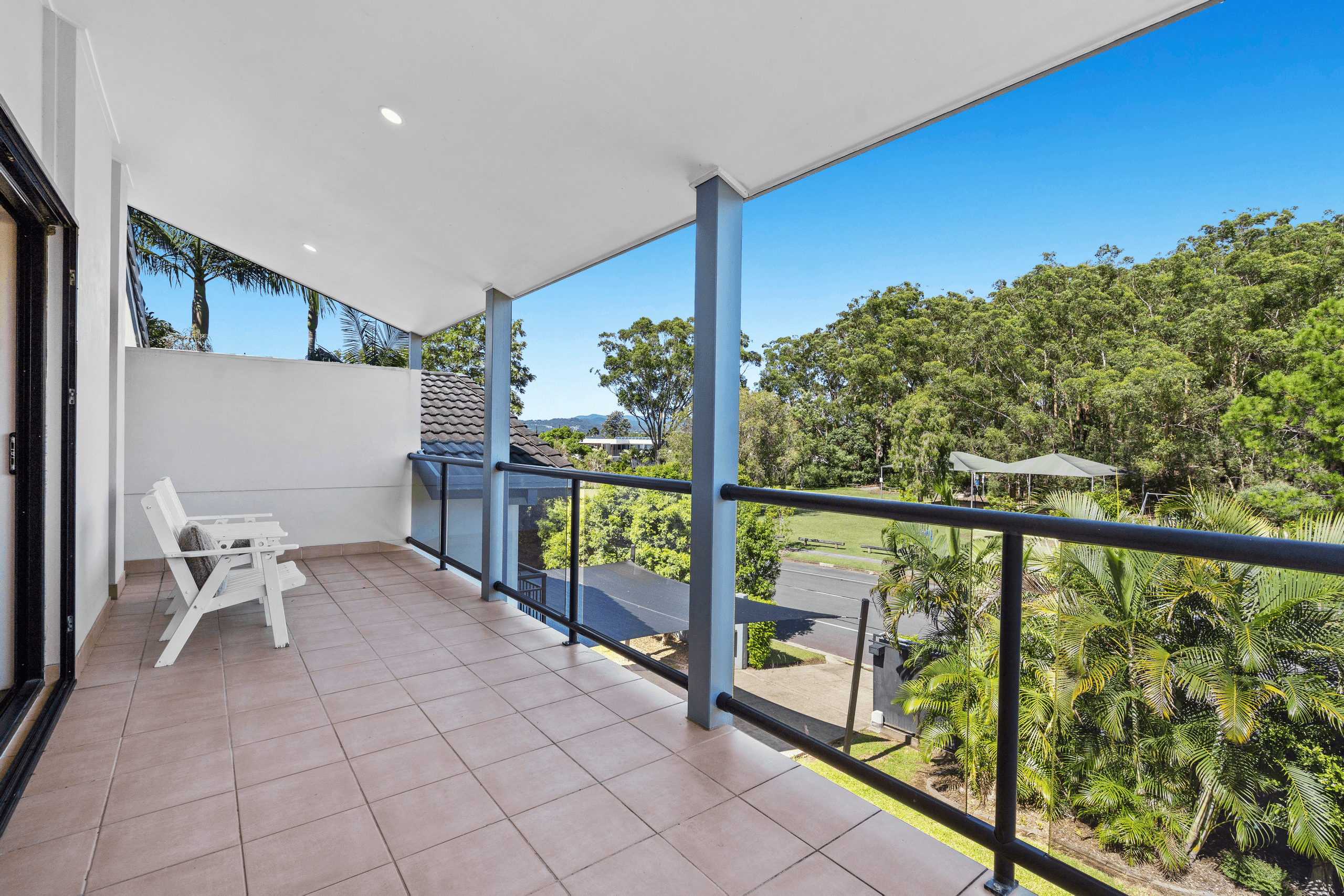 35 Anthony Drive, Miami, QLD 4220