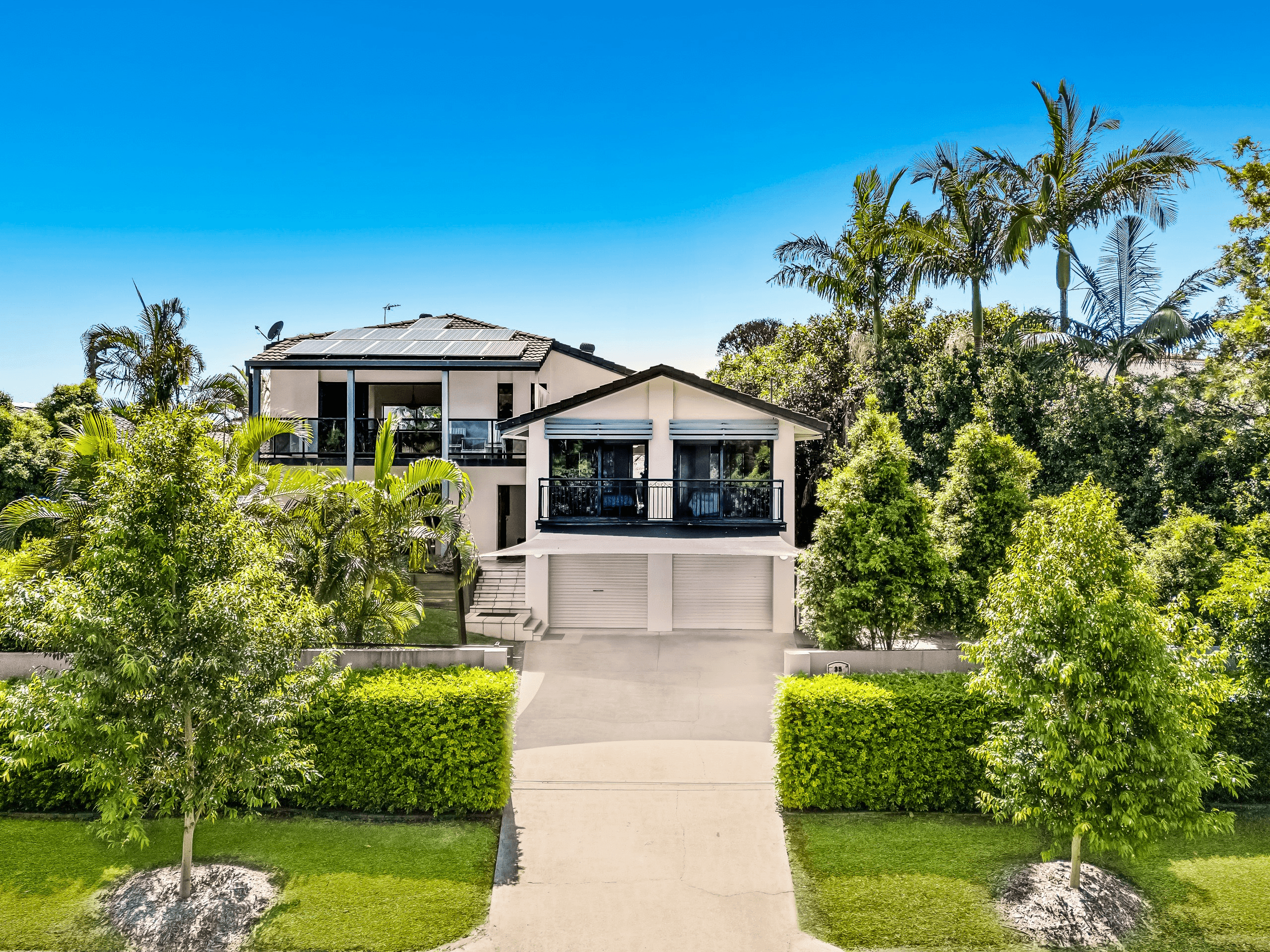 35 Anthony Drive, Miami, QLD 4220