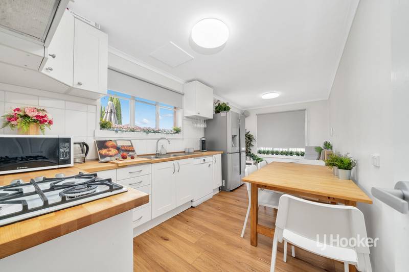 6 Fourth Avenue, HOPPERS CROSSING, VIC 3029