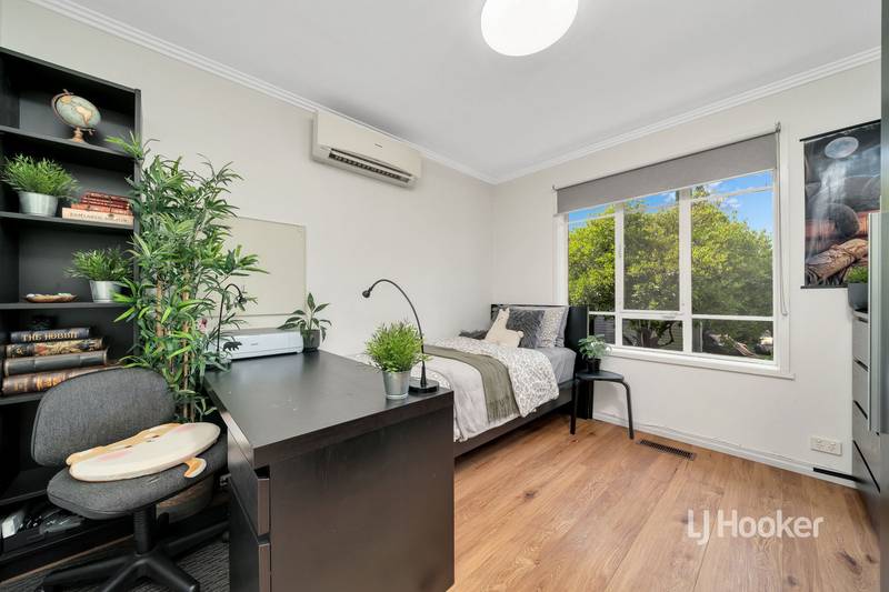 6 Fourth Avenue, HOPPERS CROSSING, VIC 3029