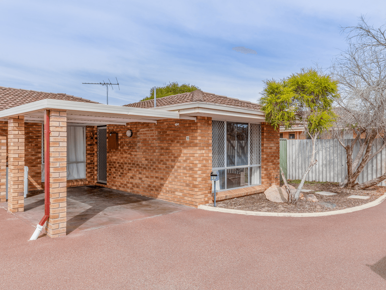 35 Eudanda Place, Cannington, WA 6107