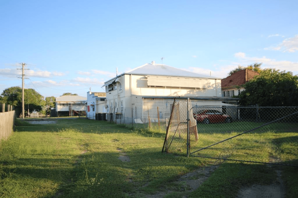 50B-50D Main Street, PARK AVENUE, QLD 4701