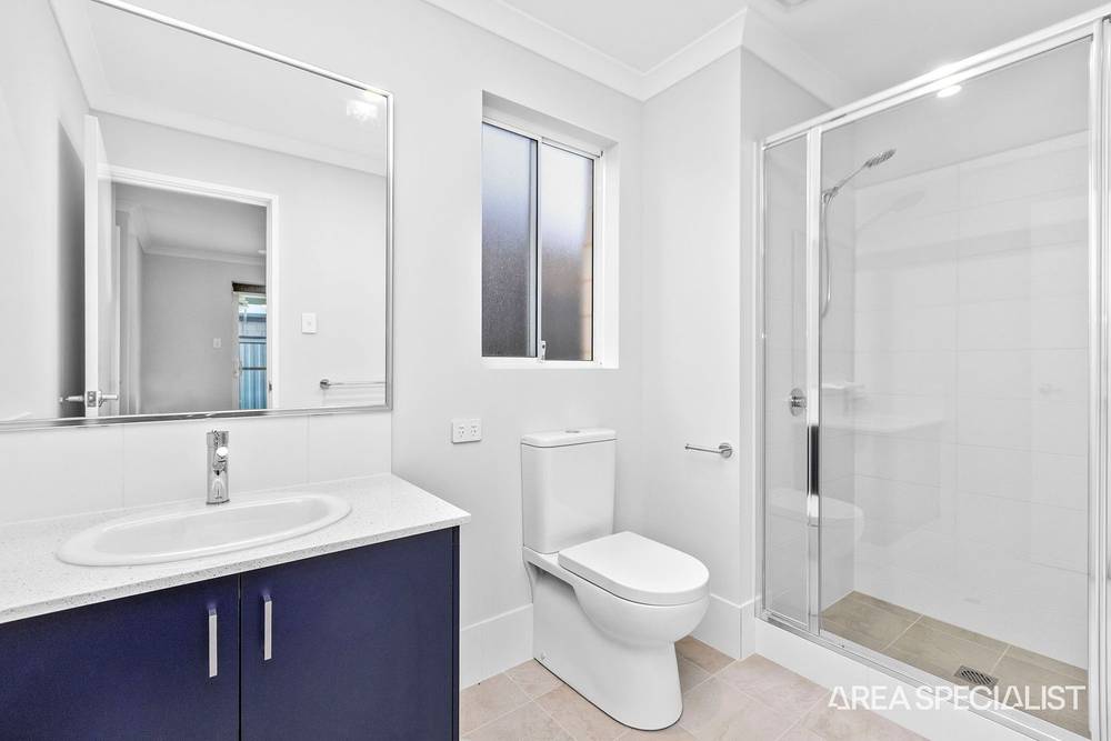 15 Stringybark Loop, Coodanup, WA 6210