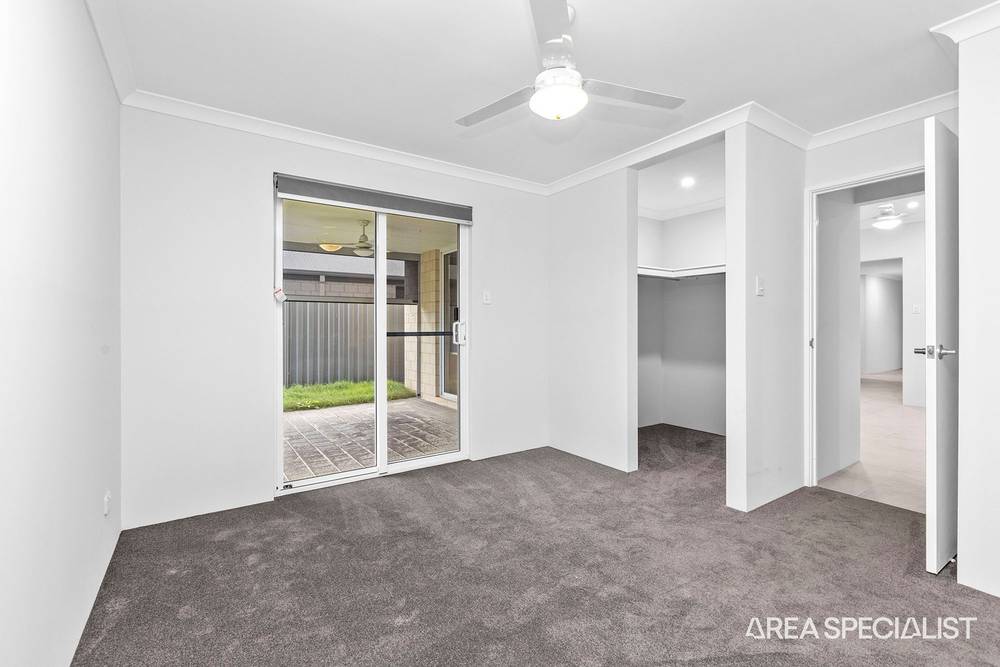 15 Stringybark Loop, Coodanup, WA 6210