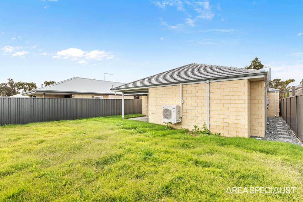 15 Stringybark Loop, Coodanup, WA 6210