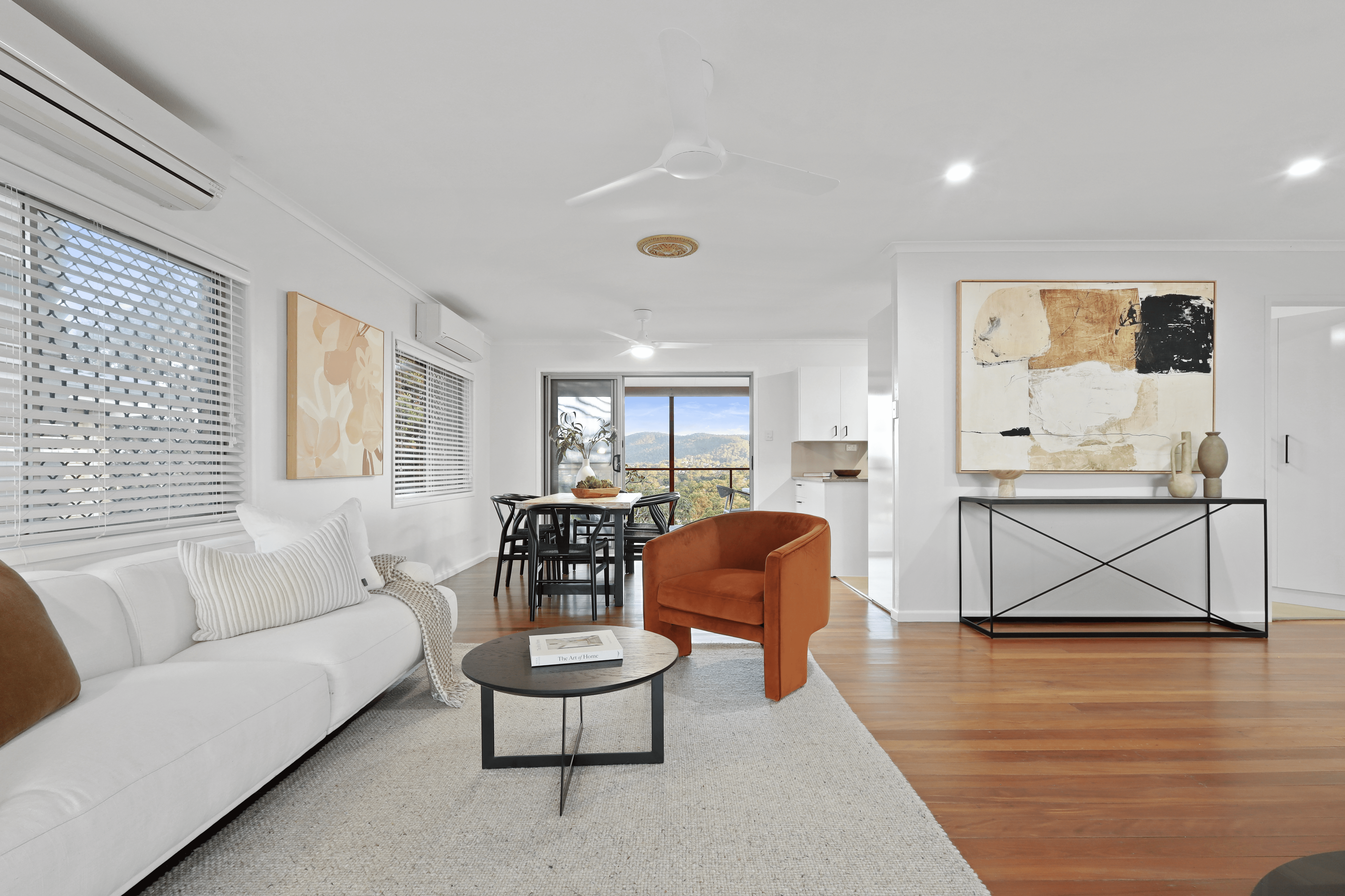 1070 South Pine Road, EVERTON HILLS, QLD 4053