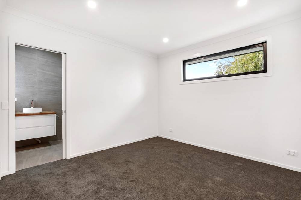 2/26 Lightwood Drive, FERNTREE GULLY, VIC 3156