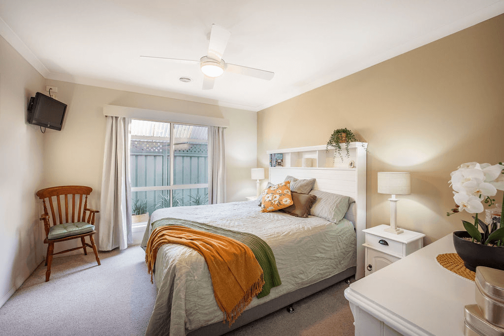 4 Laffertys Walk, East Albury, NSW 2640