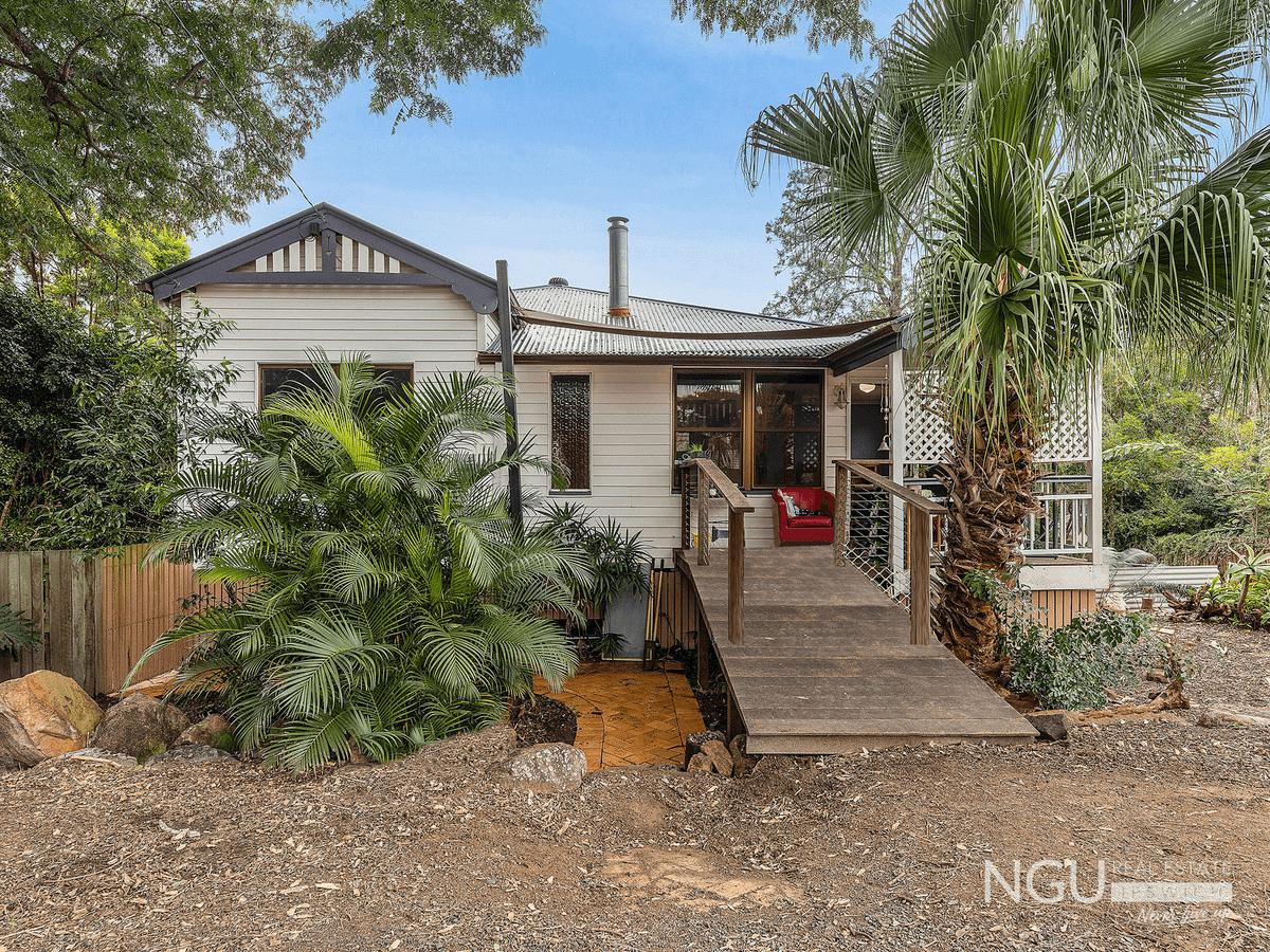 4 Randall Street, Newtown, QLD 4305