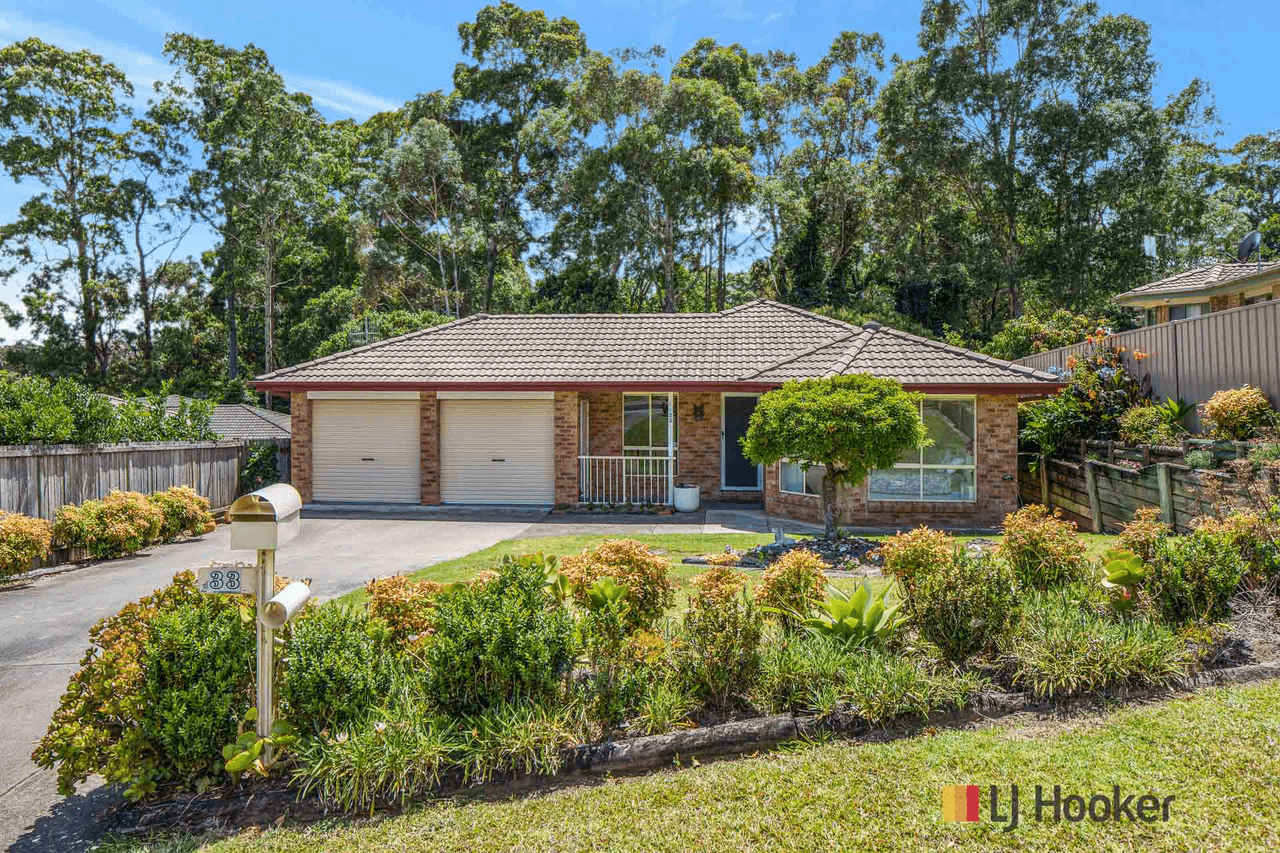 33 Wills Crescent, DENHAMS BEACH, NSW 2536