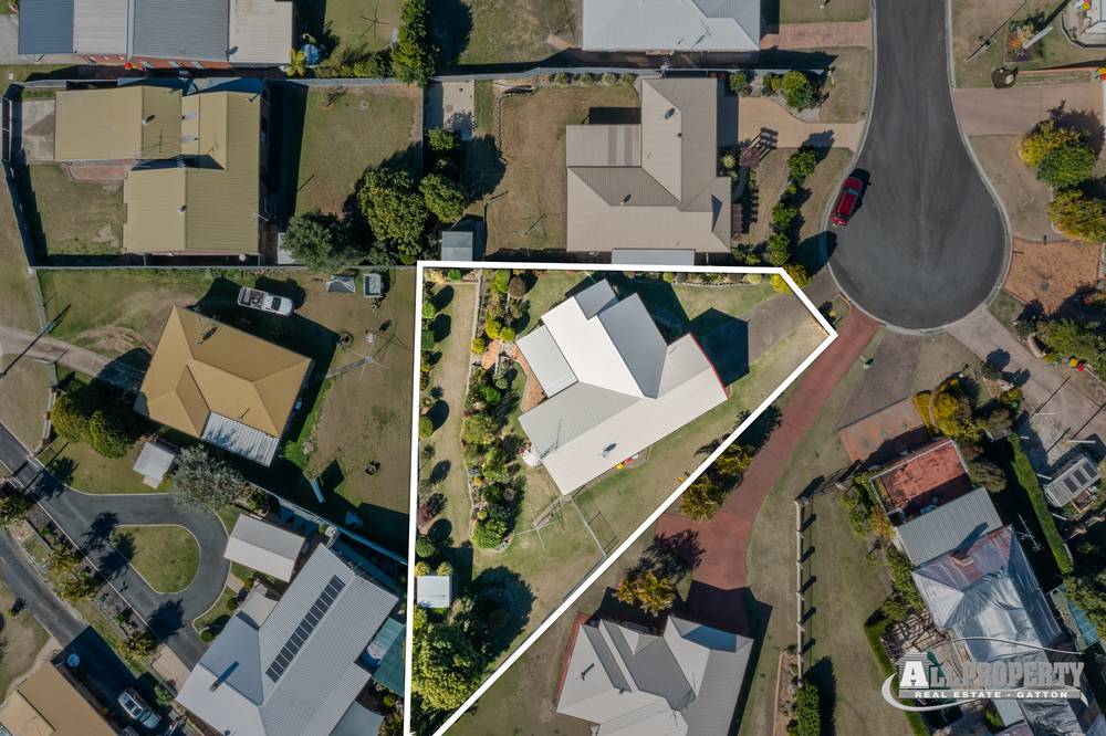 7 McNeil Street, Gatton, QLD 4343
