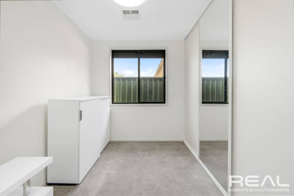 118 The Boulevard, PARAFIELD GARDENS, SA 5107