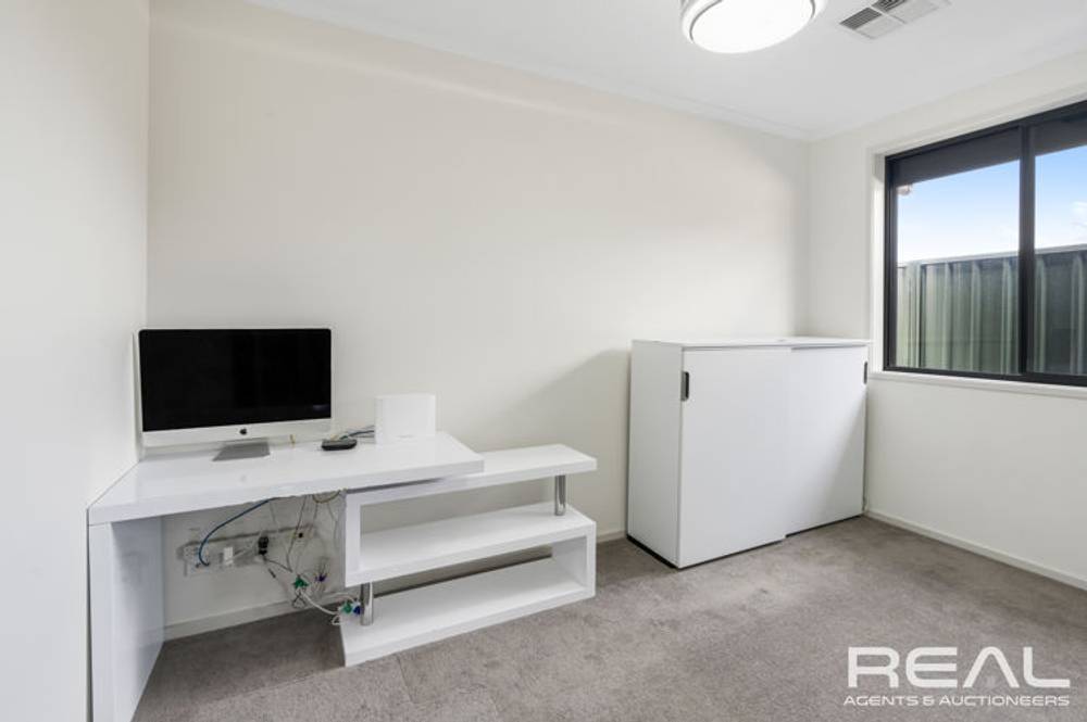118 The Boulevard, PARAFIELD GARDENS, SA 5107