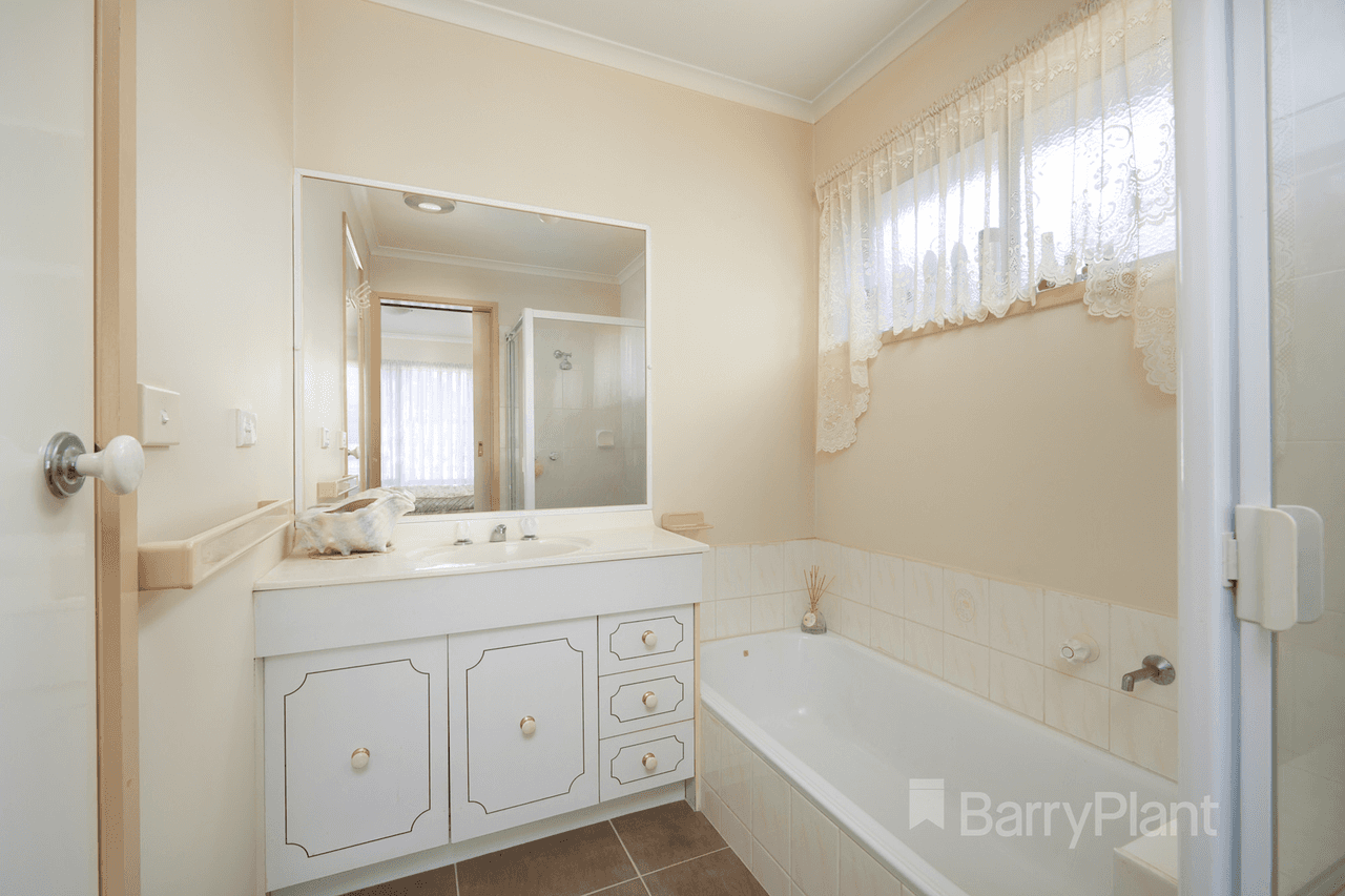 1A Leman Crescent, Noble Park, VIC 3174