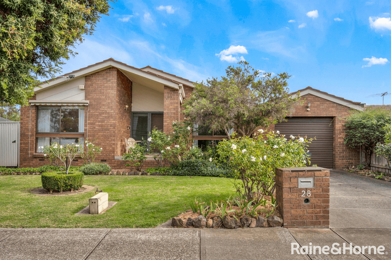 28 Collins Street, SUNBURY, VIC 3429