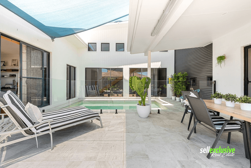 60 Pacific Drive, Banksia Beach, QLD 4507