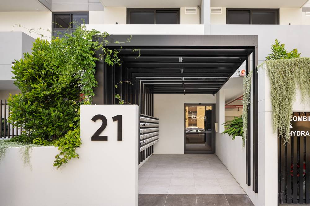21 Carl Street, WOOLLOONGABBA, QLD 4102