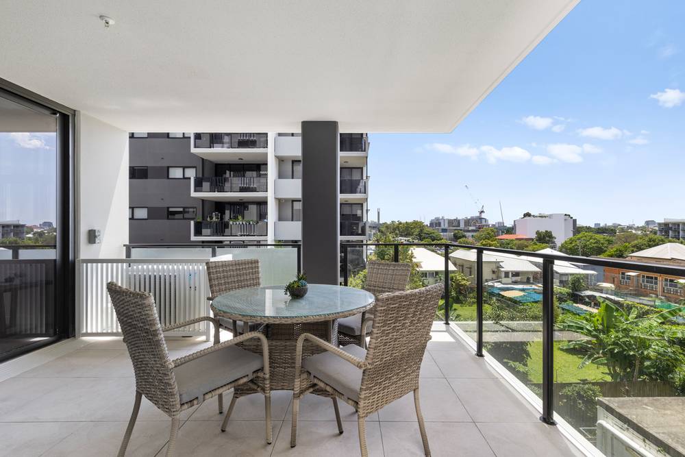 21 Carl Street, WOOLLOONGABBA, QLD 4102