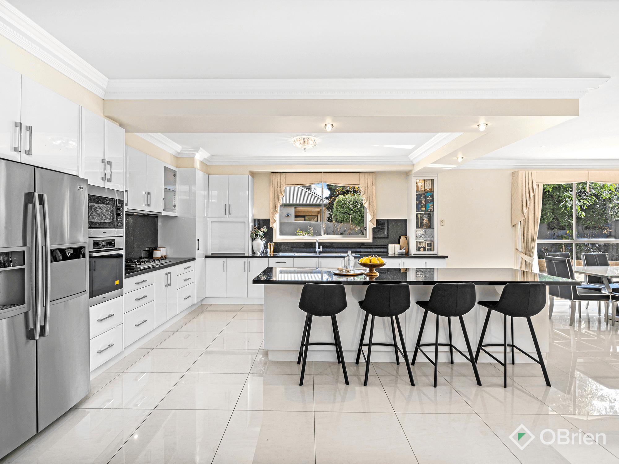 29 Waterside Drive, Waterways, VIC 3195