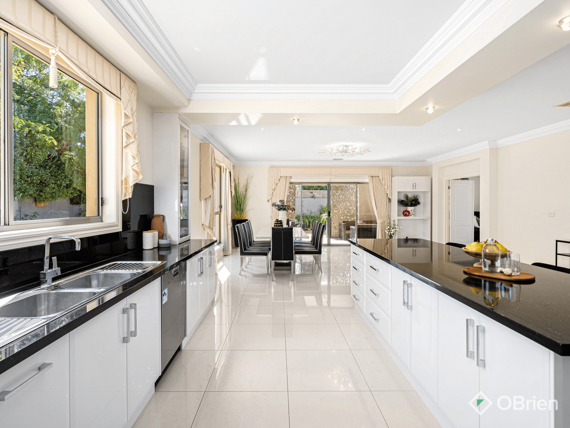 29 Waterside Drive, Waterways, VIC 3195