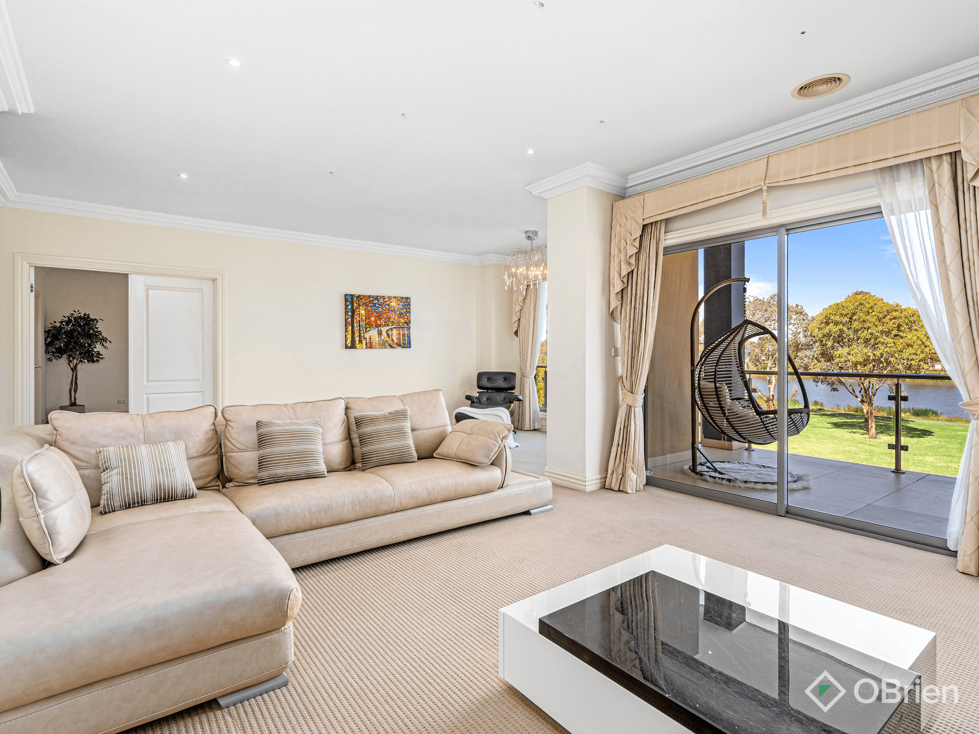 29 Waterside Drive, Waterways, VIC 3195