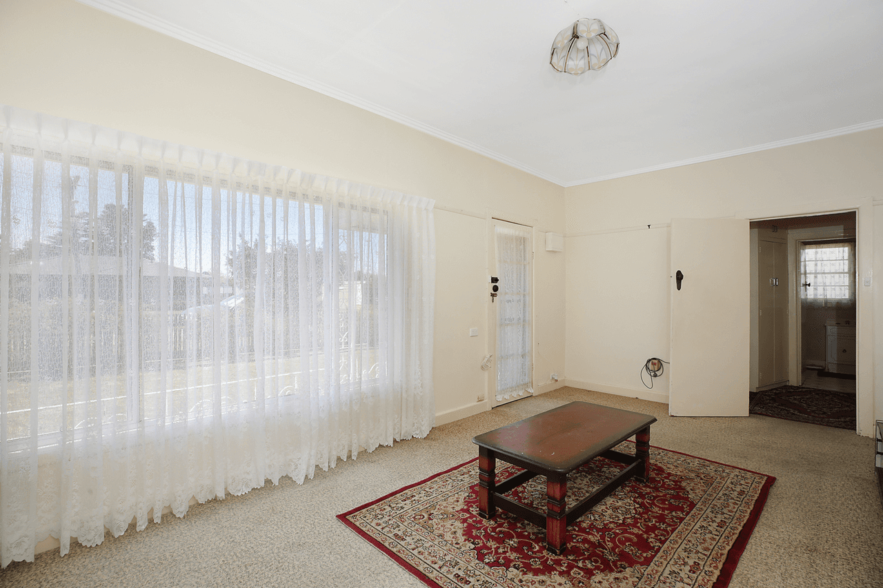24 Morrison Street, COLAC, VIC 3250