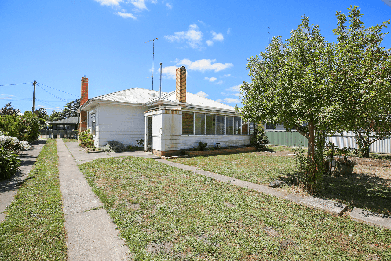 24 Morrison Street, COLAC, VIC 3250